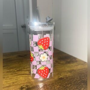Checkered Handmade Glass Tumblr With Lid & Straw